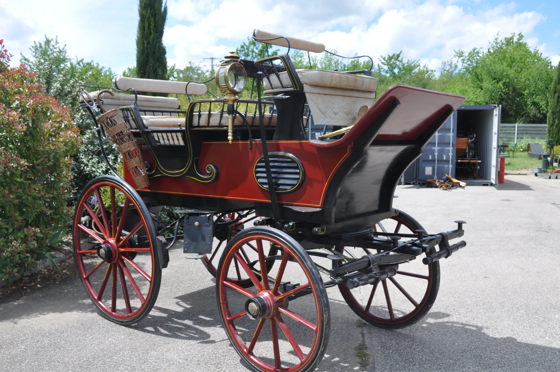 Voitures d'Antan Calèche Break De Chasse Bordeaux 11