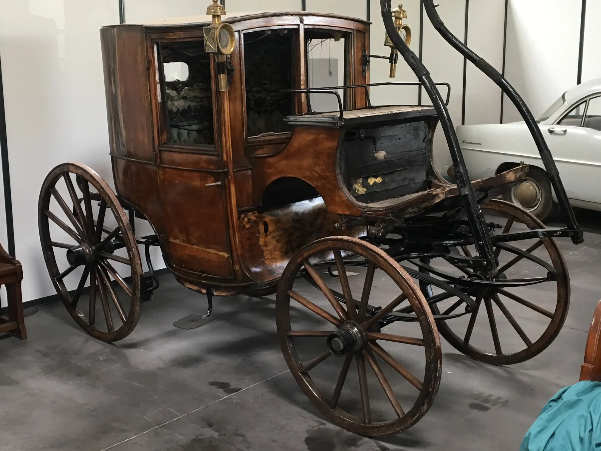 Voitures d'Antan Calèche Coupé de Ville 3 11