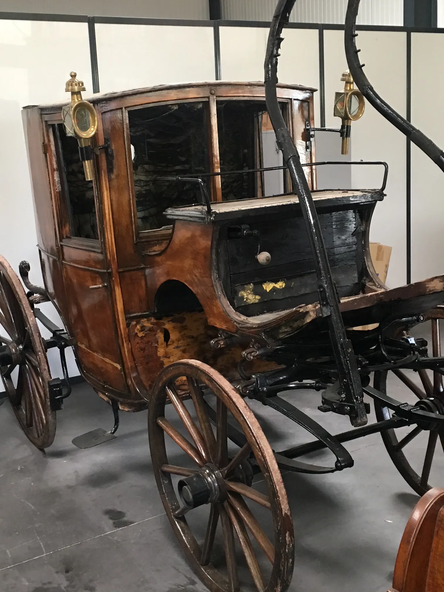 Voitures d'Antan Calèche Coupé de Ville 3 12