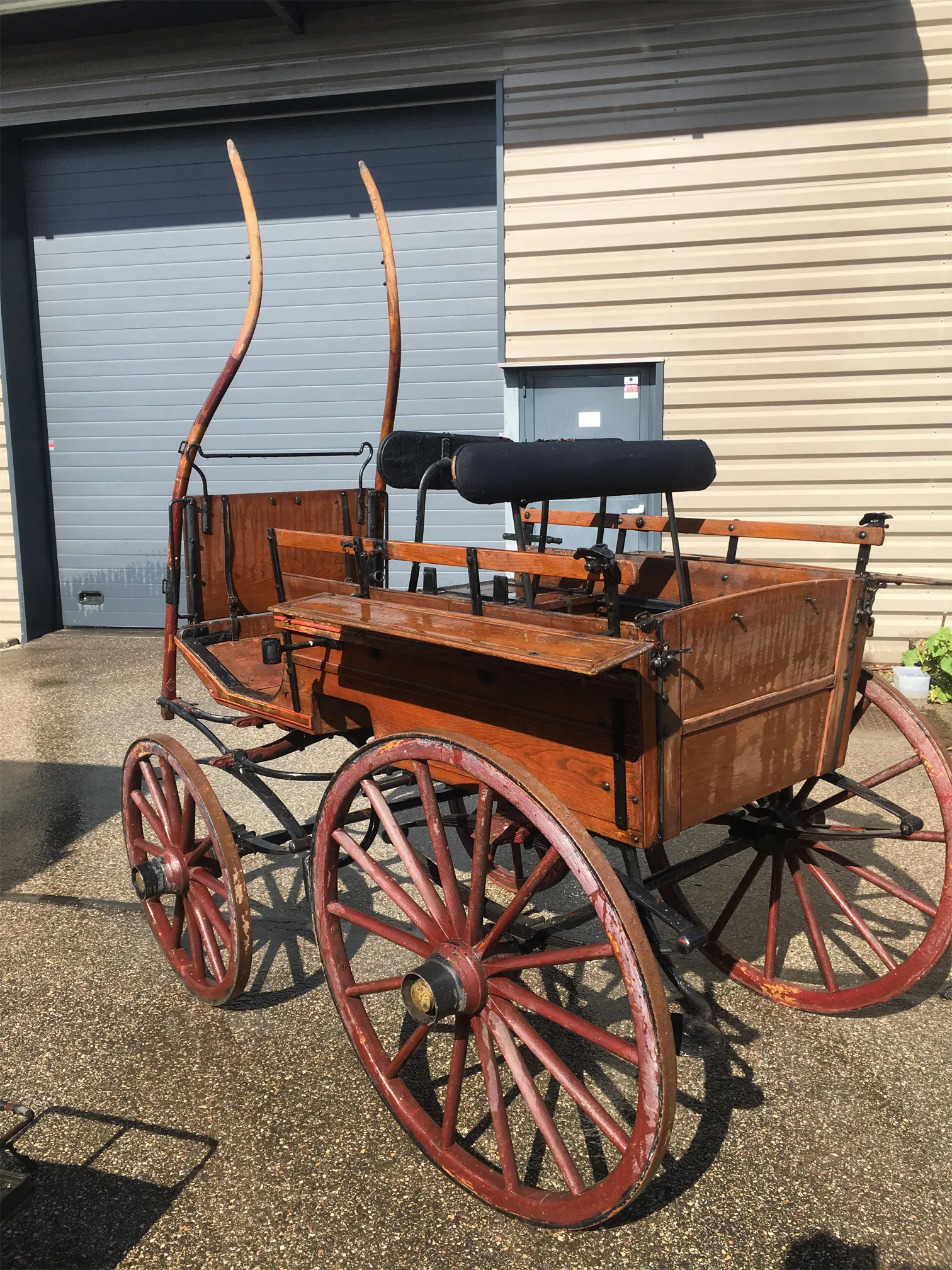 Voitures d'Antan Calèche Derby Cart 13