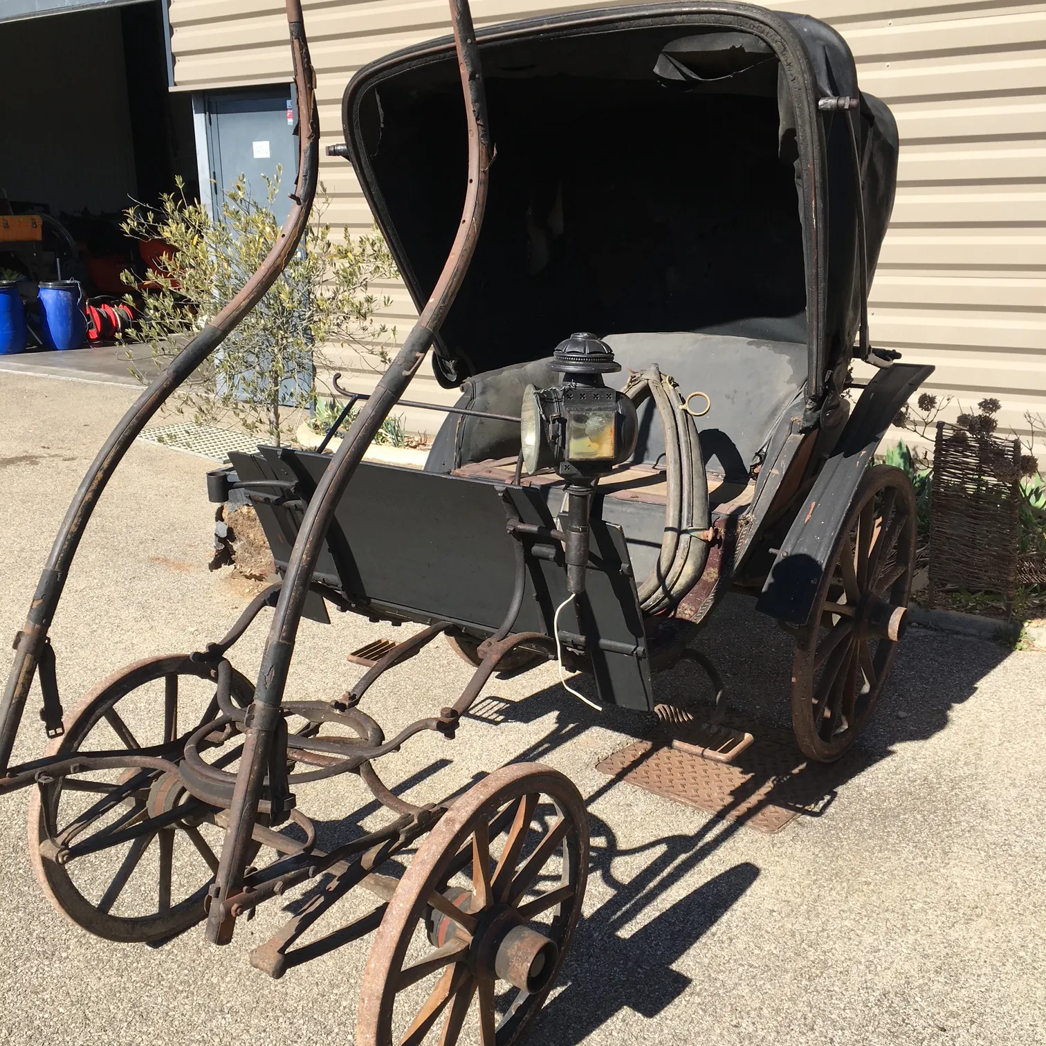 Voitures d'Antan Calèche Petit Duc Poney 10