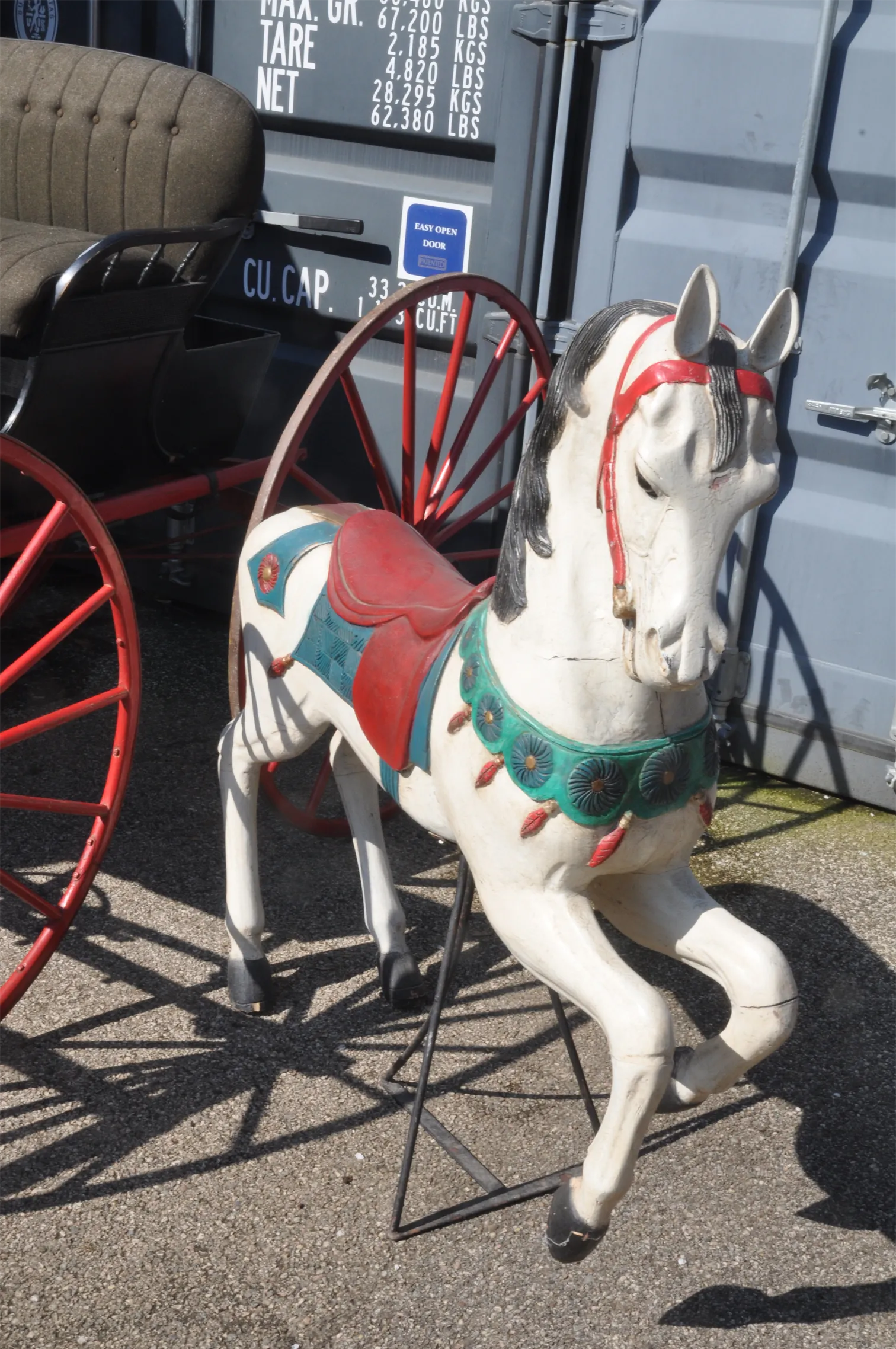 Voitures d'Antan Cheval de Manège 2 12