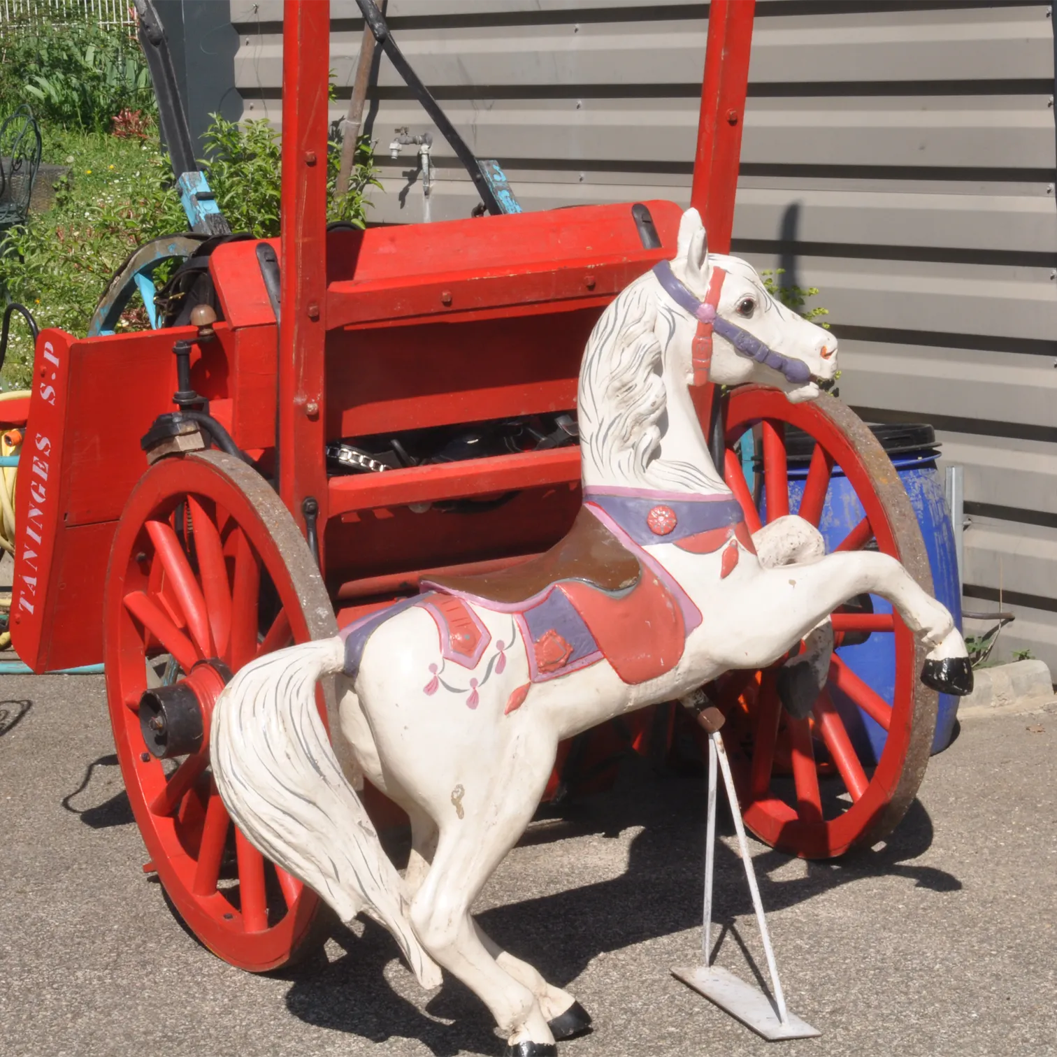 Voitures d'Antan Cheval de Manège 3 10