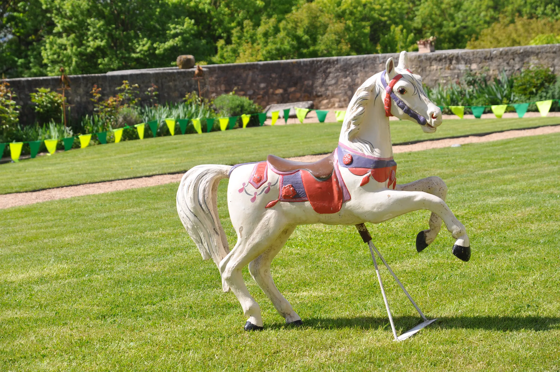 Voitures d'Antan Cheval de Manège 3 13