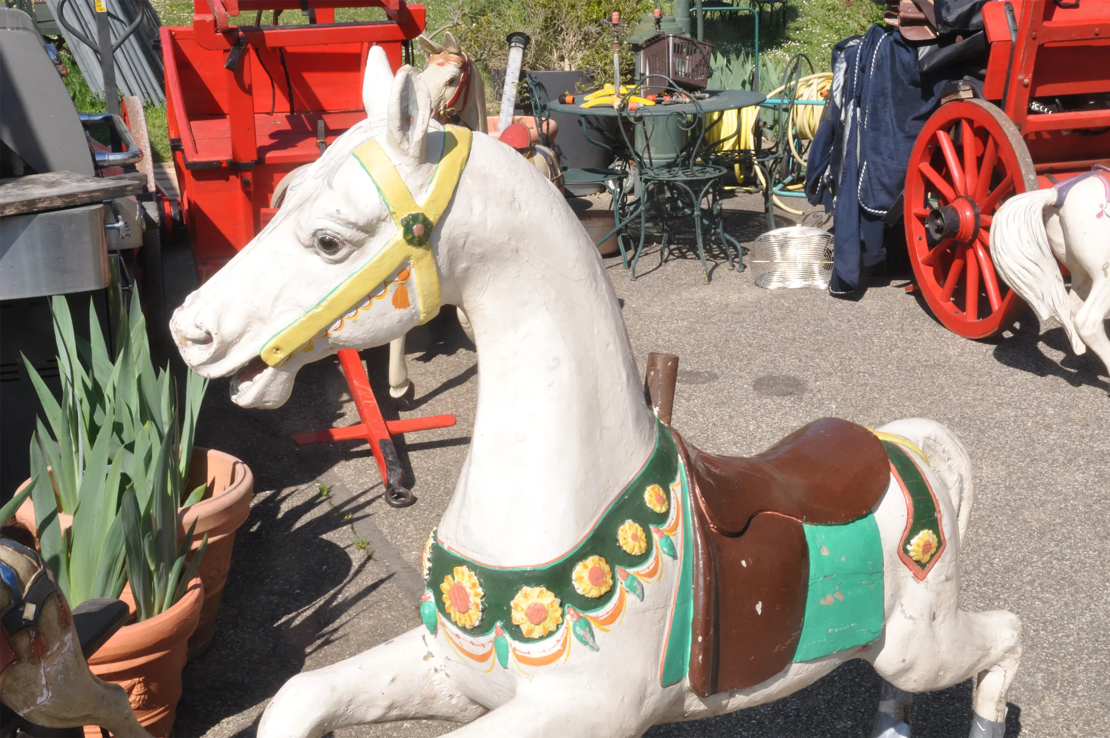 Voitures d'Antan Cheval de Manège 5 11