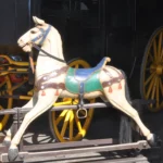 Cheval de Manège Bascule Petit Modèle